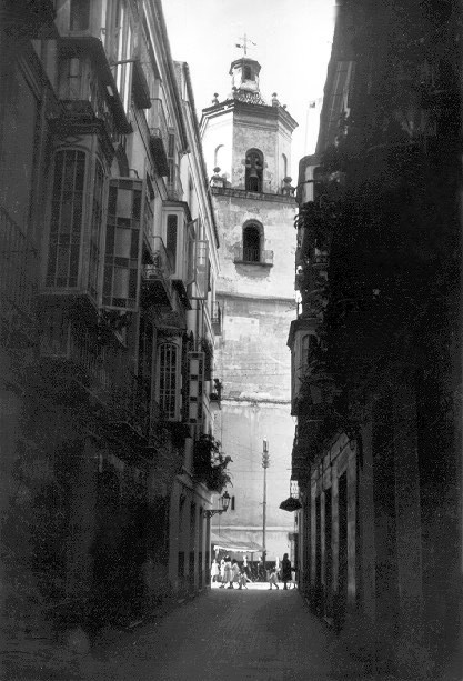 Vista de la torre desde la calle Mosquera
